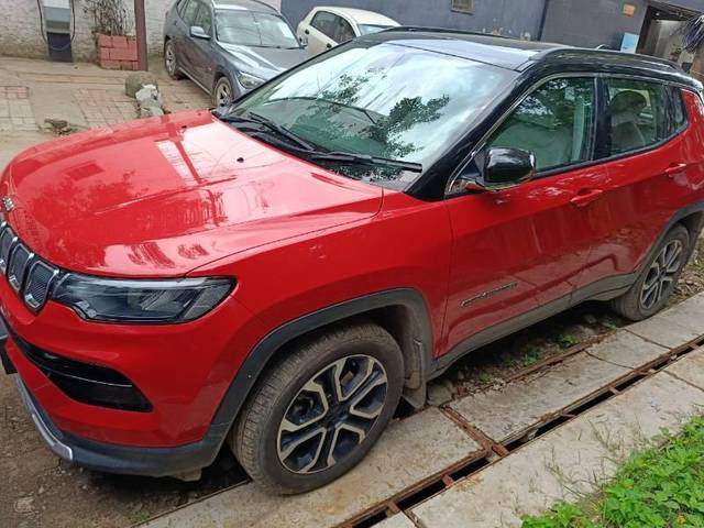 https://images10.gaadi.com/usedcar_image/3665750/original/processed_9f251c32-a10a-4563-adf7-ae8f928842c9.jpg?imwidth=6400