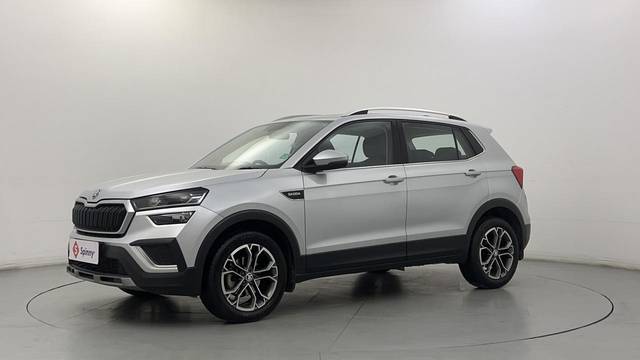 https://images10.gaadi.com/usedcar_image/3665935/original/Xa9OPHTdTryeqOTOB3aIow__file.JPG?imwidth=6400