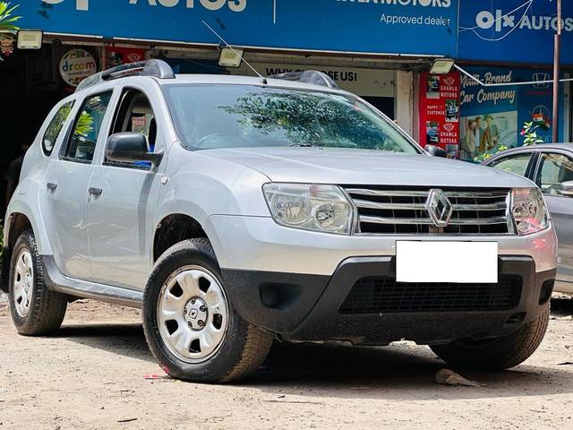 https://images10.gaadi.com/usedcar_image/3665965/original/processed_img2912567__used_car_2912567_1699606985.jpg?imwidth=6400
