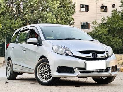 Honda Mobilio S i-DTEC Honda Mobilio S i-DTEC