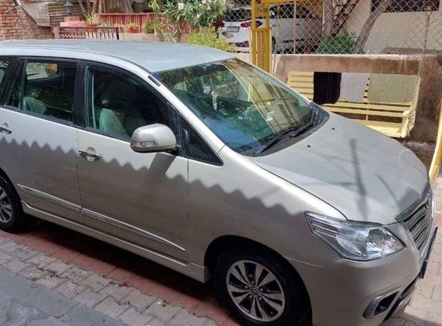 https://images10.gaadi.com/usedcar_image/3665987/original/processed_e7b74570-02eb-4900-a2f9-56302ae56dfe.jpeg?imwidth=6400