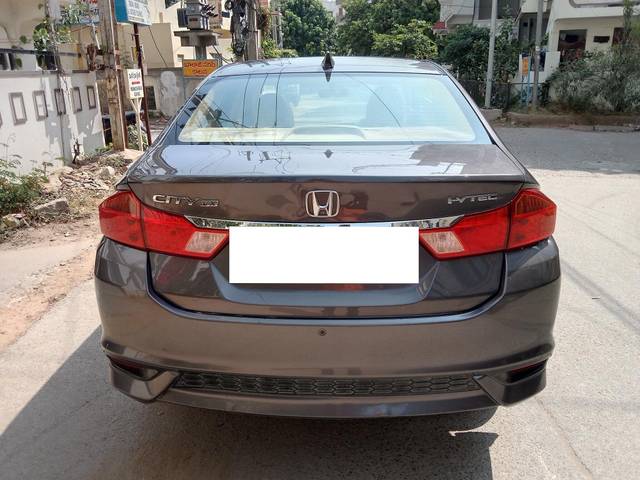 https://images10.gaadi.com/usedcar_image/3666037/original/processed_img2912607__used_car_2912607_1699609294.jpg?imwidth=6402