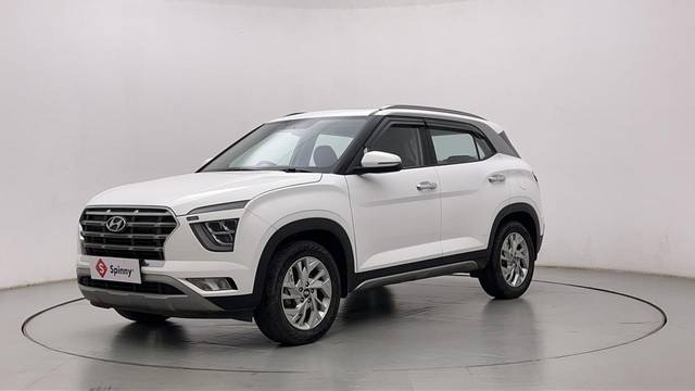 https://images10.gaadi.com/usedcar_image/3666160/original/5BY2C7VwSJm8G2epO2yLbg__file.JPG?imwidth=6400