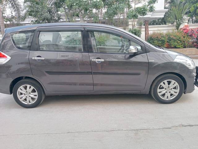 https://images10.gaadi.com/usedcar_image/3666234/original/processed_img2912768__used_car_2912768_1699611710.jpg?imwidth=6401
