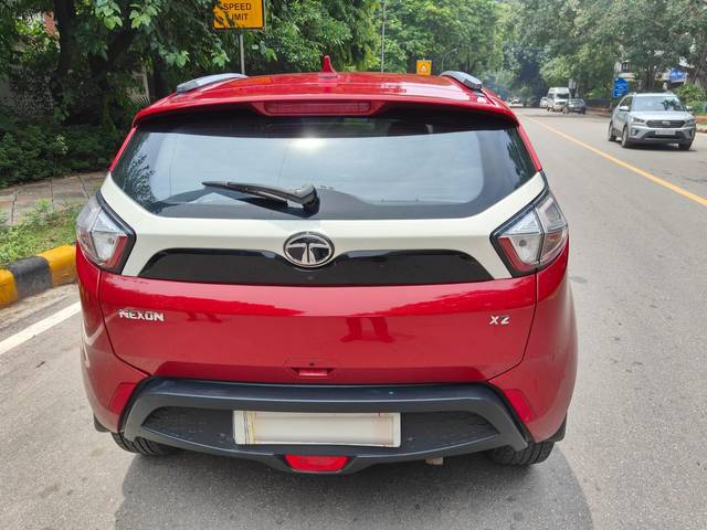 https://images10.gaadi.com/usedcar_image/3666430/original/processed_img2912894__used_car_2912894_1699617279.jpg?imwidth=6402