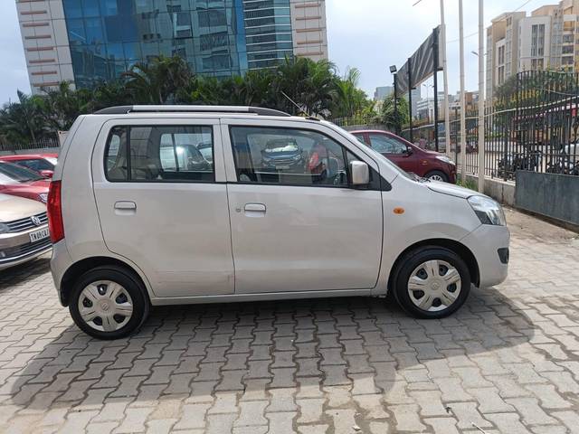 https://images10.gaadi.com/usedcar_image/3666434/original/processed_img2912897__usedcar_tn07bx6895_8__11661699617096_1699617219.jpeg?imwidth=6401