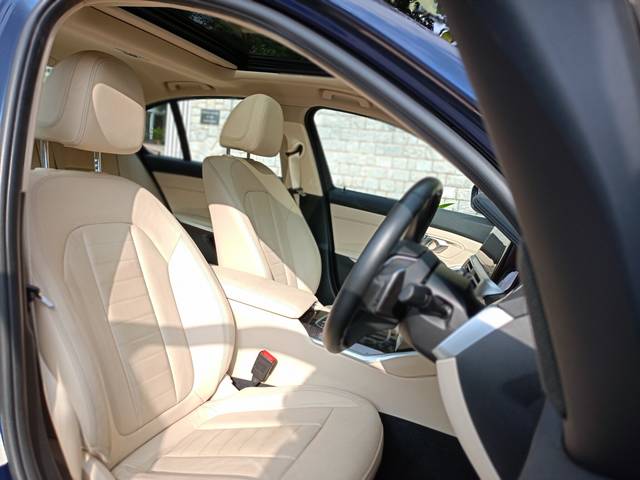 https://images10.gaadi.com/usedcar_image/3666458/original/img2912917__used_car_2912917_1699617831.jpg?imwidth=6402