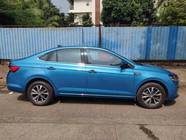https://images10.gaadi.com/usedcar_image/3666513/original/processed_img2912956__usedcar_whatsappimage2023_11_10at10143pm_1__11881699619270_1699619301.jpeg?imwidth=6401