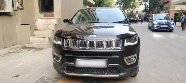 https://images10.gaadi.com/usedcar_image/3666686/original/03__VCC_1813576_94_1699016015.jpg?imwidth=6400