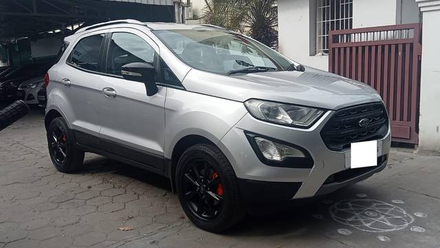 https://images10.gaadi.com/usedcar_image/3666695/original/processed_img2913090__usedcar_4_5701699623130_1699623145.jpeg?imwidth=6400