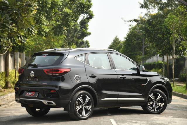 https://images10.gaadi.com/usedcar_image/3666696/original/processed_img2913091__used_car_2913091_1699623260.jpg?imwidth=6402