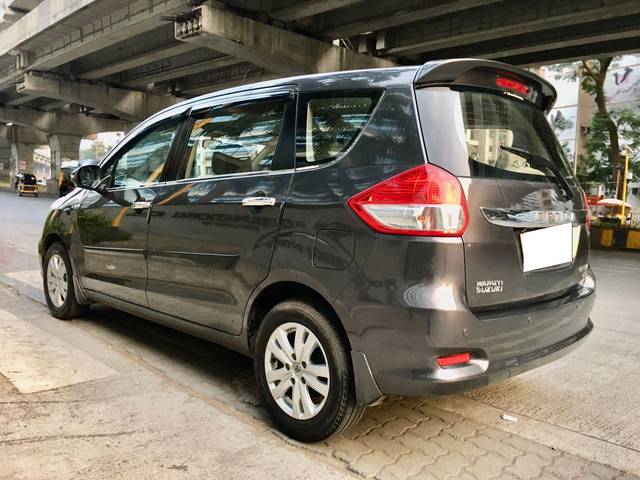 https://images10.gaadi.com/usedcar_image/3666715/original/processed_img2913100__usedcar_whatsappimage2023_11_10at63507pm_2913100_1699708807.jpeg?imwidth=6402
