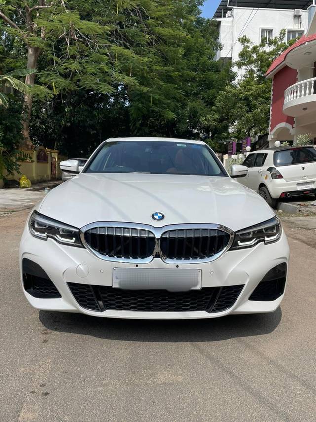 https://images10.gaadi.com/usedcar_image/3666740/original/processed_img2913111__used_car_2913111_1699624897.jpg?imwidth=6402