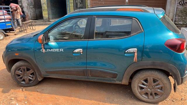 https://images10.gaadi.com/usedcar_image/3667059/original/processed_4aecddde-1990-4c2f-bfa3-57aa5c00163c.jpeg?imwidth=6400