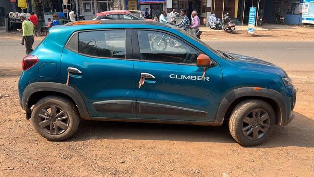 https://images10.gaadi.com/usedcar_image/3667059/original/processed_9a311956-c47e-46d6-a203-e4303335cfd3.jpeg?imwidth=6401