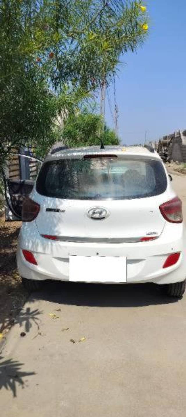 https://images10.gaadi.com/usedcar_image/3667230/original/processed_d7e0c66a-e5dc-4da6-9f19-c221dba06e99.jpg?imwidth=6401