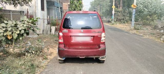 https://images10.gaadi.com/usedcar_image/3667323/original/04__VCC_1813837_96_1699075198.jpg?imwidth=6402