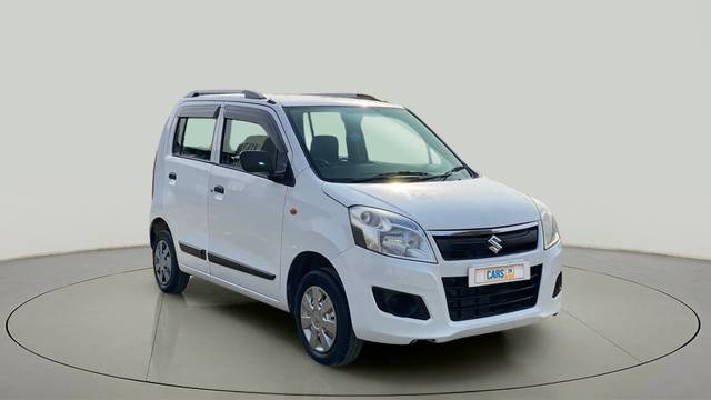 https://images10.gaadi.com/usedcar_image/3667455/original/slot__1-7-Exterior-10322356739-464c860e89f541238976ece46d12af76-Exterior-7.jpg?imwidth=6400