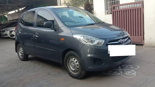 https://images10.gaadi.com/usedcar_image/3667512/original/processed_img2913314__usedcar_4_5701699686199_1699686228.jpeg?imwidth=6400
