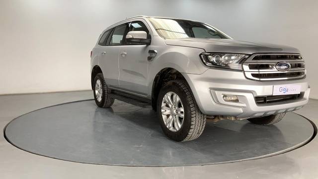 https://images10.gaadi.com/usedcar_image/3667542/original/processed_img2913330__usedcar_e5_276591699686790_1699686994.jpg?imwidth=6400