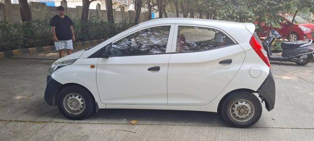 https://images10.gaadi.com/usedcar_image/3667579/original/04__VCC_IMG_1699078587907_1813960_95_1699079166.jpg?imwidth=6401