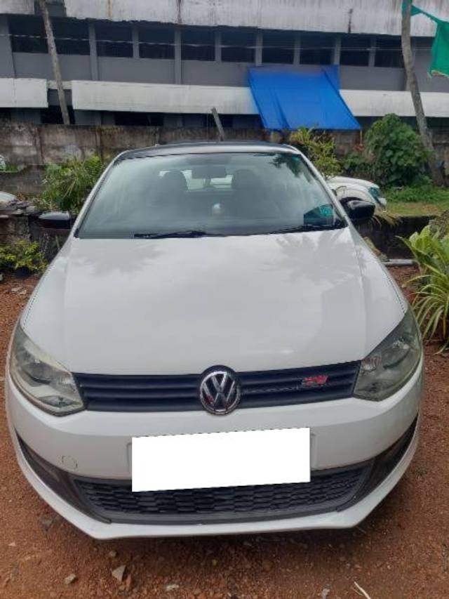 https://images10.gaadi.com/usedcar_image/3667659/original/processed_180d7bc6-03ea-406b-b6b1-7f644f7ba793.jpg?imwidth=6400