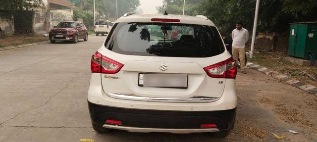 https://images10.gaadi.com/usedcar_image/3667801/original/04__VCC_1814067_96_1699087151.jpg?imwidth=6402