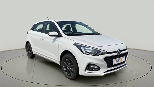 https://images10.gaadi.com/usedcar_image/3667850/original/slot__1-7-Exterior-12497959722-267850033c0f40dea0740a5d74b1a582-Exterior-7.jpg?imwidth=6400