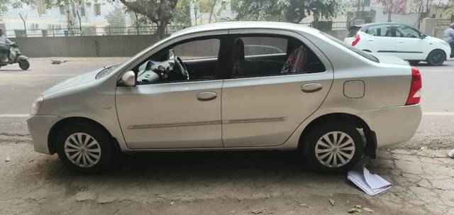 https://images10.gaadi.com/usedcar_image/3667883/original/04__VCC_IMG_1699084119405_1814101_95_1699084457.jpg?imwidth=6401