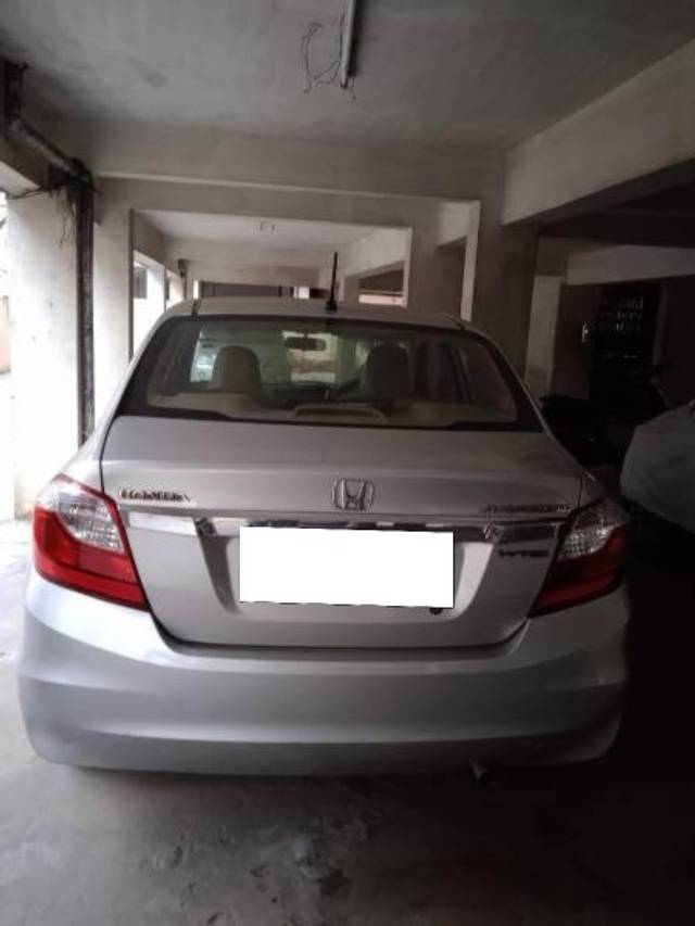 https://images10.gaadi.com/usedcar_image/3667929/original/processed_3e80b03f-e1b1-4bbe-91da-319d9b8fdcbd.jpg?imwidth=6401