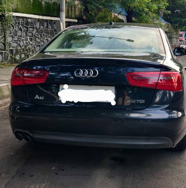 https://images10.gaadi.com/usedcar_image/3667930/original/processed_img2913520__usedcar_whatsappimage2023_11_11at43816pm_2913520_1699701896.jpeg?imwidth=6402