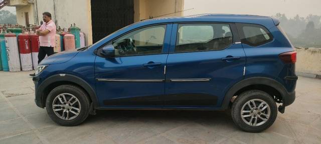 https://images10.gaadi.com/usedcar_image/3667966/original/04__VCC_IMG_1699090134099_1814210_95_1699090240.jpg?imwidth=6401