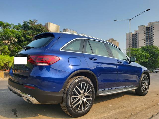 https://images10.gaadi.com/usedcar_image/3668055/original/processed_img2913589__usedcar_20231111_151828_9891699705214_1699705359.jpg?imwidth=6402