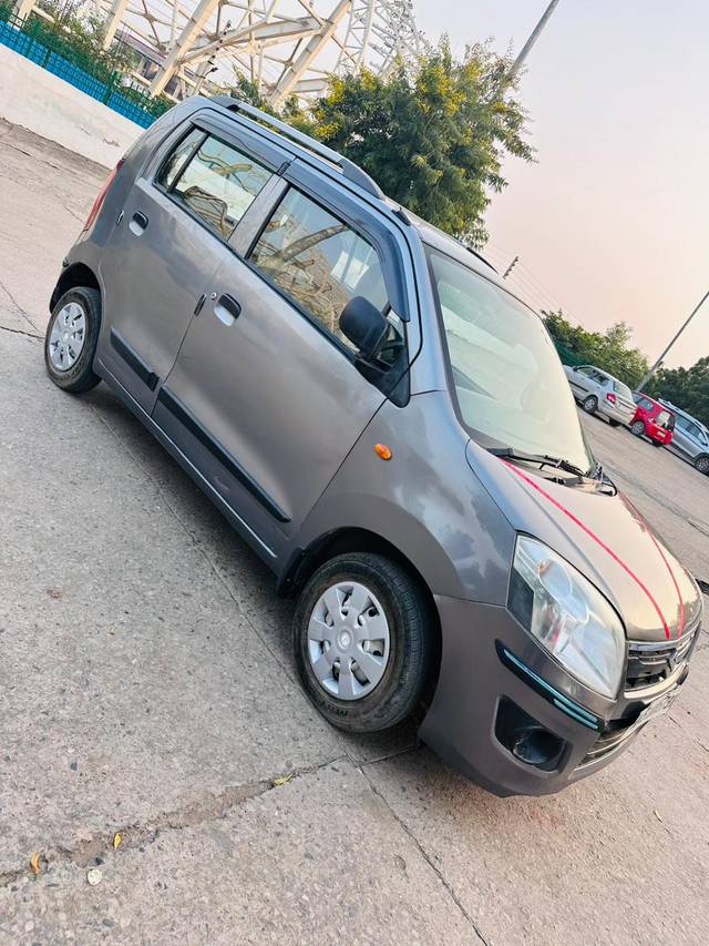 https://images10.gaadi.com/usedcar_image/3668481/original/img2913723__used_car_2913723_1699727665.jpg?imwidth=6401