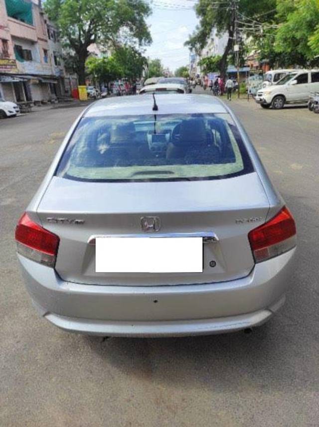 https://images10.gaadi.com/usedcar_image/3668576/original/processed_ea2e2df7-b0e9-452a-88fd-0c3e94b65d72.jpeg?imwidth=6400
