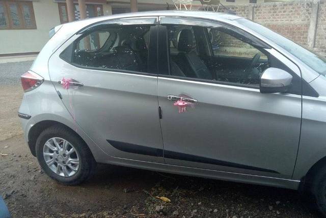 https://images10.gaadi.com/usedcar_image/3668581/original/processed_ecdf3bfe-7442-4ae4-b49b-7374db06068e.jpeg?imwidth=6401