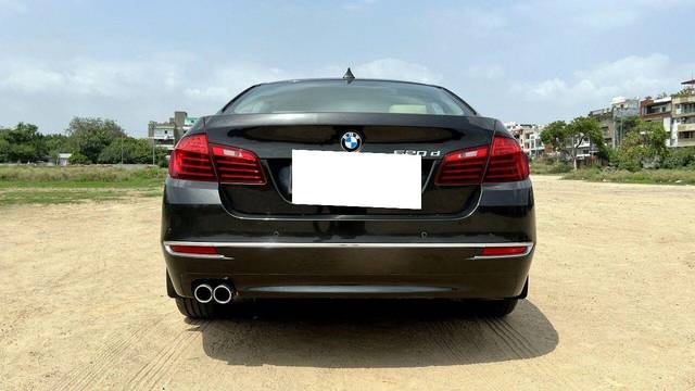 https://images10.gaadi.com/usedcar_image/3668831/original/processed_img2913787__used_car_2913787_1699772632.jpg?imwidth=6402
