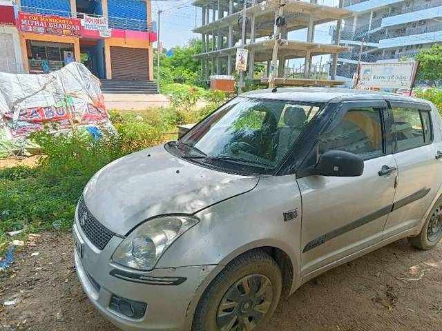 https://images10.gaadi.com/usedcar_image/3668843/original/processed_4f67ec36-fbc3-4aca-8f9f-5d2e74c117aa.jpg?imwidth=6400