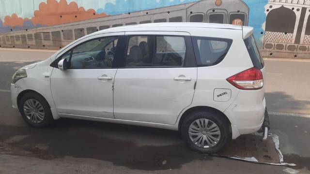 https://images10.gaadi.com/usedcar_image/3668876/original/04__VCC_IMG_1699162916708_1814520_95_1699163634.jpg?imwidth=6401