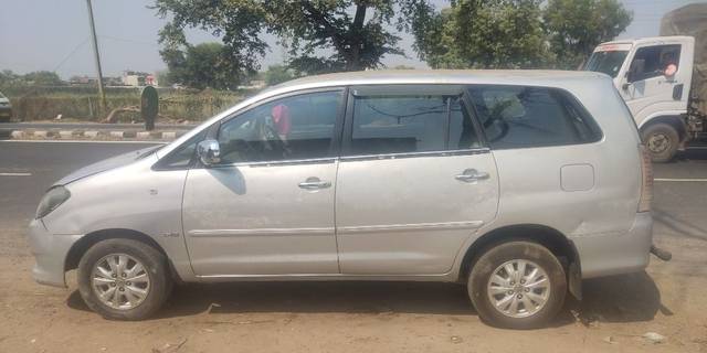 https://images10.gaadi.com/usedcar_image/3668970/original/05__VCC_IMG_1699167341387_1814813_95_1699167677.jpg?imwidth=6401