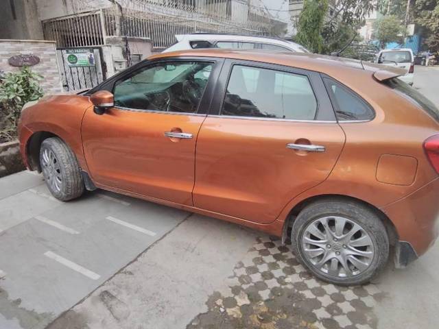 https://images10.gaadi.com/usedcar_image/3668979/original/processed_12bc409a-eaf8-4787-a35e-04333dc7b58a.jpg?imwidth=6400