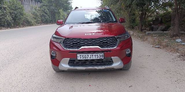 https://images10.gaadi.com/usedcar_image/3669024/original/05__VCC_IMG_1699166769730_1814796_94_1699167016.jpg?imwidth=6401