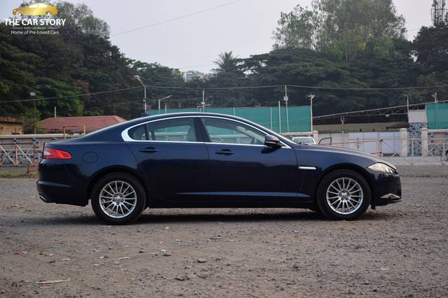 https://images10.gaadi.com/usedcar_image/3669066/original/processed_img2913881__used_car_2913881_1701857290.jpg?imwidth=6401