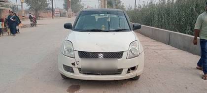 Maruti Swift Lxi BSIV Maruti Swift Lxi BSIV