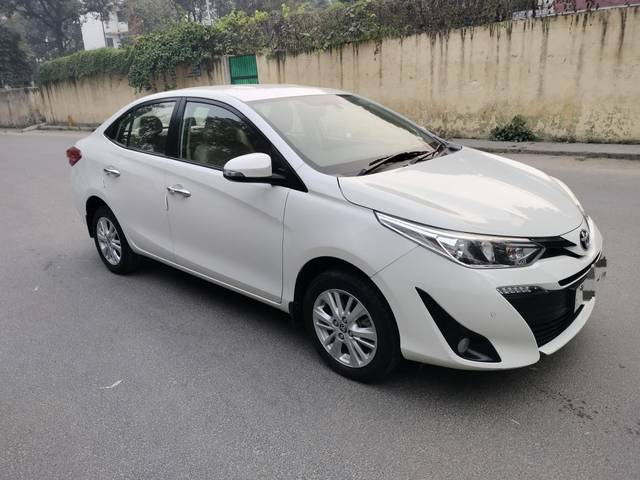 https://images10.gaadi.com/usedcar_image/3669125/original/img2913913__used_car_2913913_1699785633.jpg?imwidth=6400
