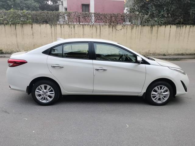 https://images10.gaadi.com/usedcar_image/3669125/original/img2913913__used_car_2913913_1699785654.jpg?imwidth=6401