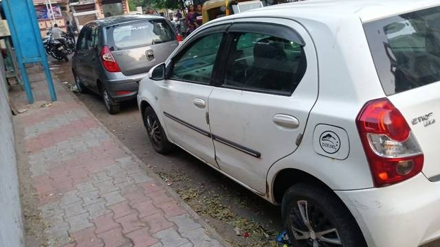 https://images10.gaadi.com/usedcar_image/3669330/original/05__VCC_IMG_1699186317027_1815048_95_1699186712.jpg?imwidth=6402