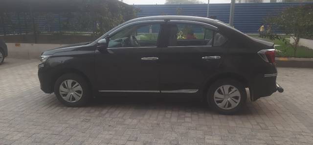 https://images10.gaadi.com/usedcar_image/3669437/original/05__VCC_IMG_1699184548165_1815041_95_1699185361.jpg?imwidth=6402