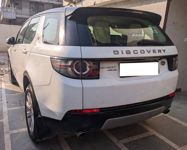 https://images10.gaadi.com/usedcar_image/3669631/original/processed_img2914056__used_car_2914056_1699841827.jpg?imwidth=6402