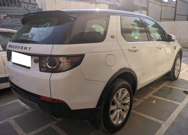 https://images10.gaadi.com/usedcar_image/3669631/original/processed_img2914056__used_car_2914056_1699841828.jpg?imwidth=6401